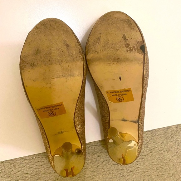 Shimmer Gold Stiletto size 8.5 M - Picture 6 of 7